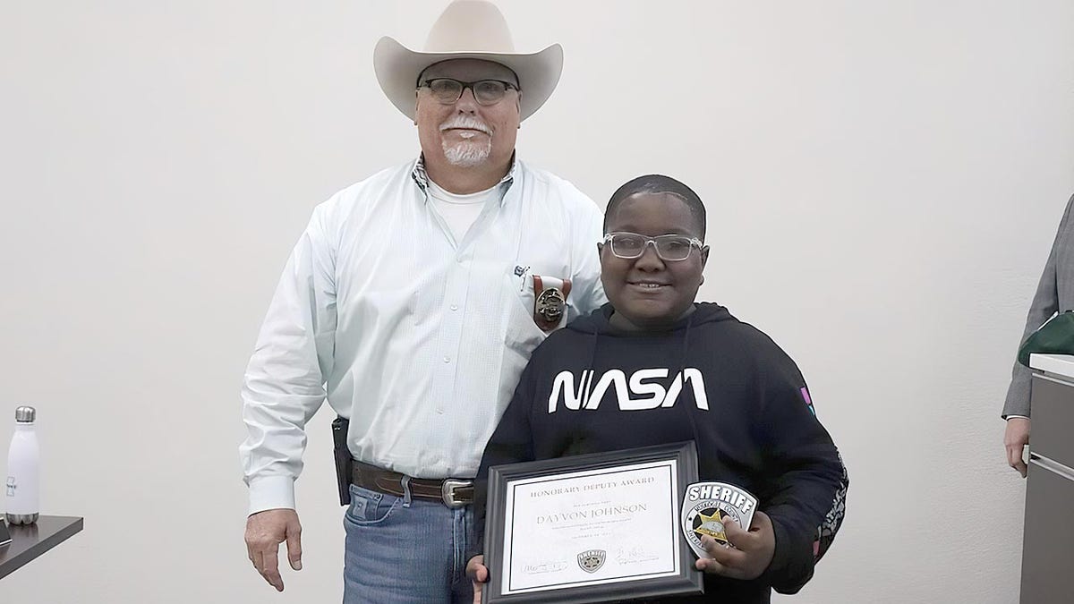 Police in Oklahoma are crediting a middle schooler for saving a choking classmate and a woman escaping a house fire on the same day.