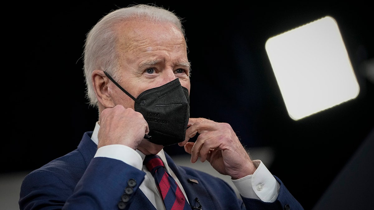 President Biden HHS mask mandate