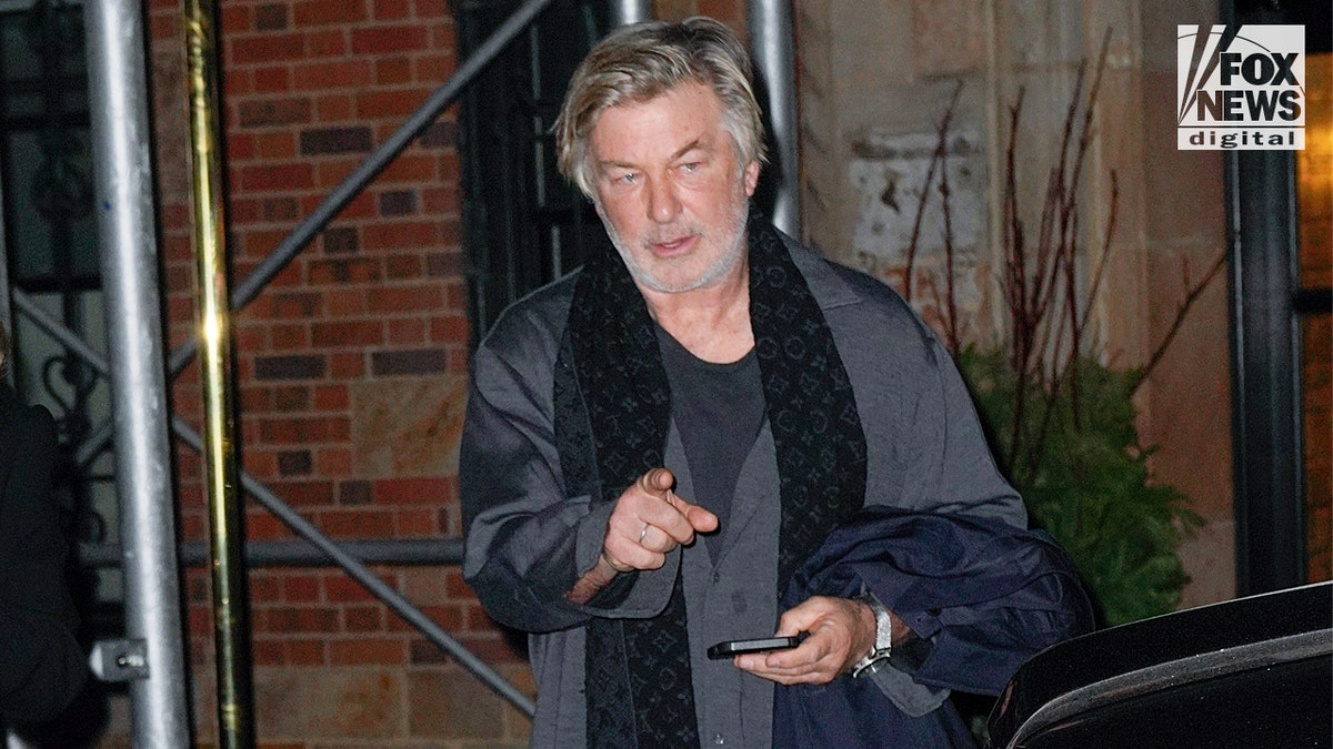 Alec Baldwin shooting Rust