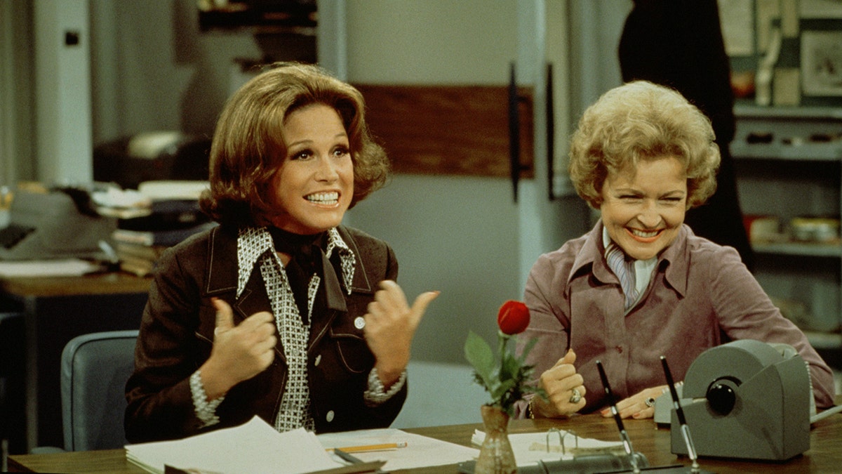Mary Tyler Moore and Betty White on "The Mary Tyler Moore Show"