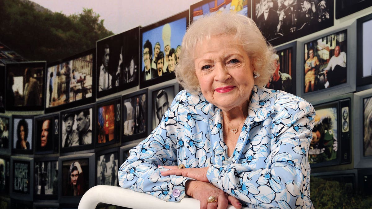 Betty White supported animal charities and organizations