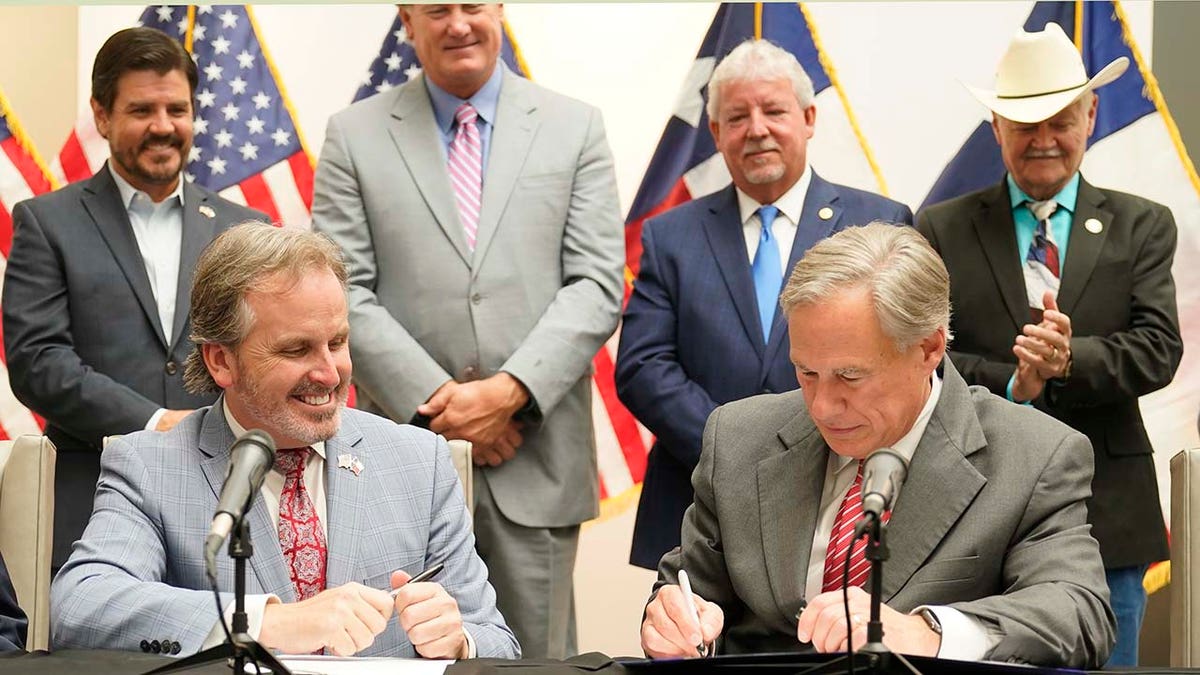 Greg Abbott signs election integrity bill