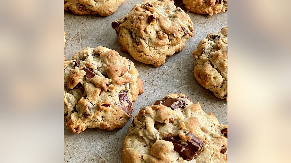 'Santa's Chocolate Chip Cookies' from Quiche My Grits