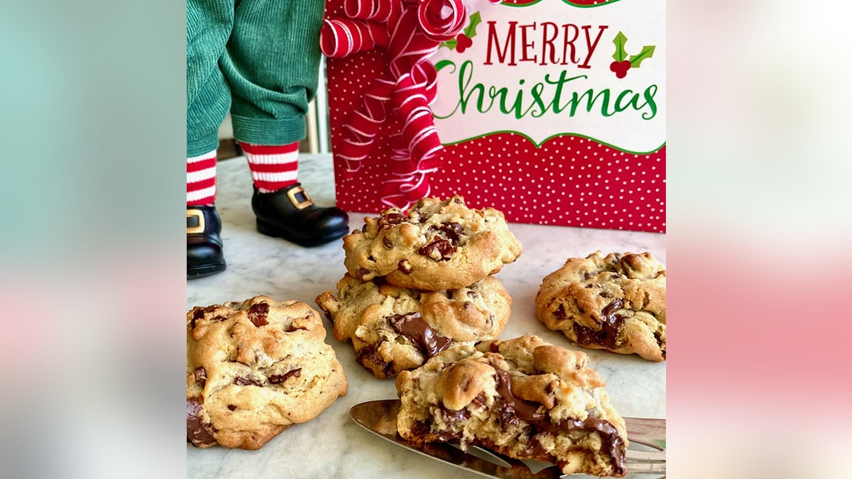 'Santa's Chocolate Chip Cookies' from Quiche My Grits