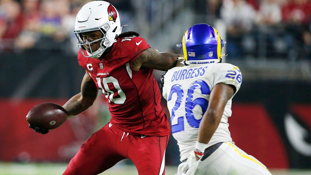 DeAndre Hopkins: Arizona Cardinals wide receiver to undergo surgery on knee  injury, NFL News