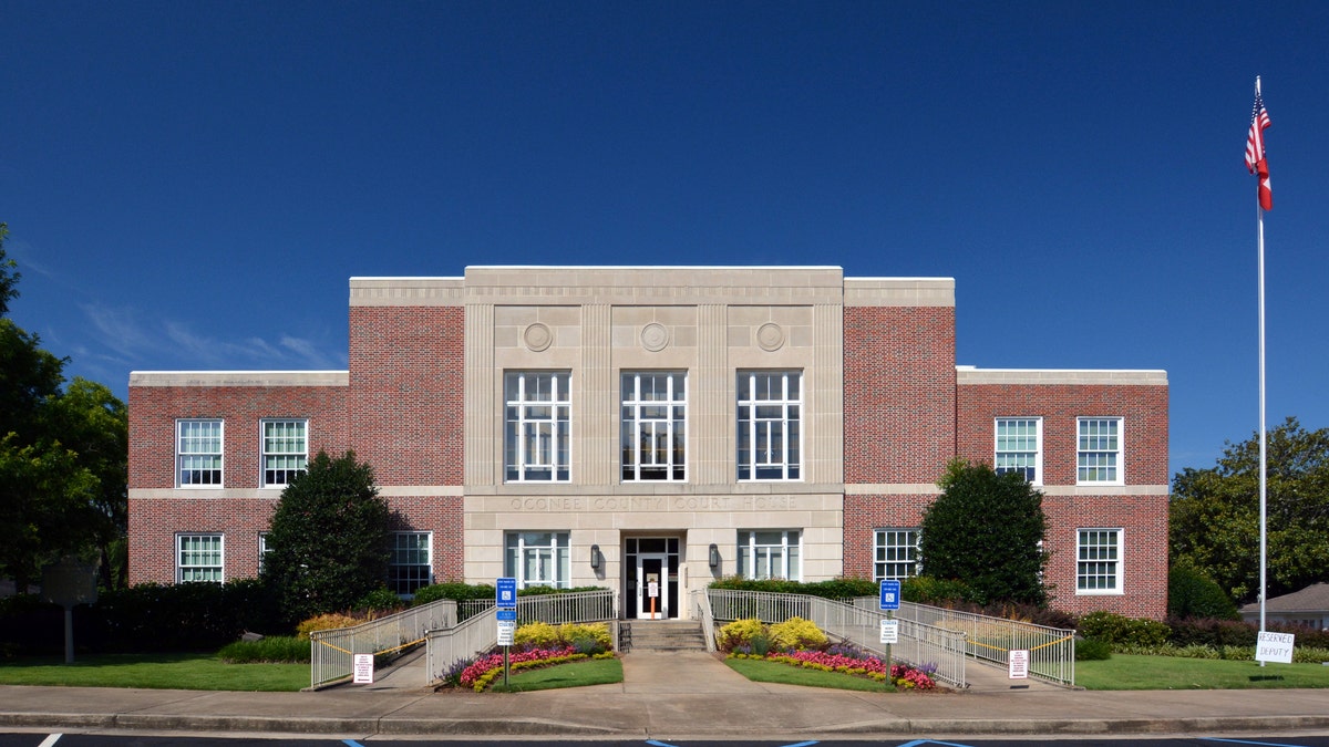 Oconee County Courthouse in Watkinsville, Georgia (BOB WESTON/iStock via Getty Images)