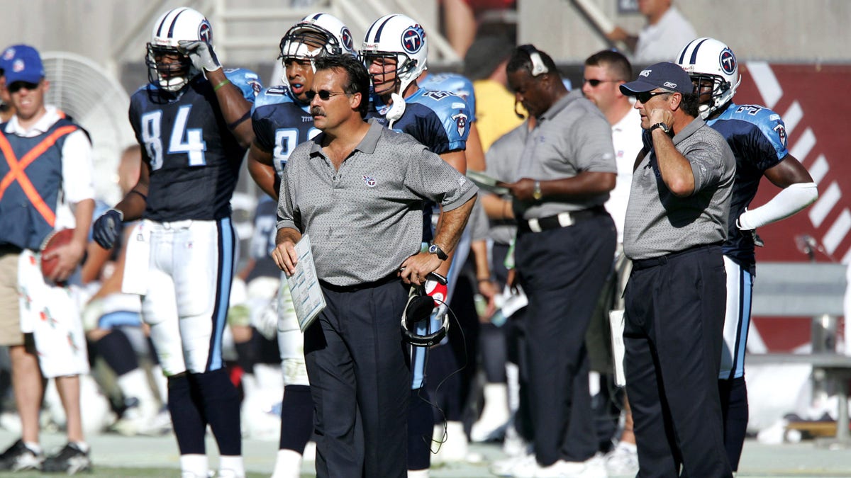 Tennessee Titans head coach Jeff Fisher looks on from the sidelines during a game against the Arizona Cardinals at Sun Devil Stadium in Tempe, AZ on October 23, 2005.  The Cardinals won 20-10. 