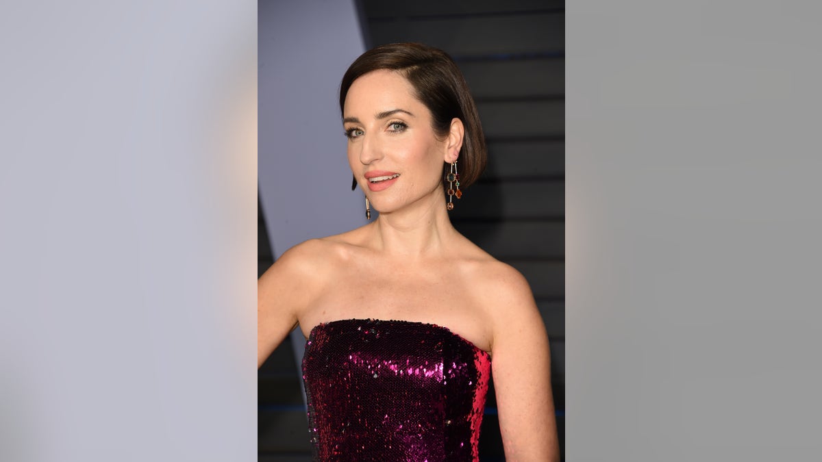 Zoe Lister-Jones attends the 2018 Vanity Fair Oscar Party hosted by Radhika Jones at the Wallis Annenberg Center for the Performing Arts on March 4, 2018 in Beverly Hills, California.