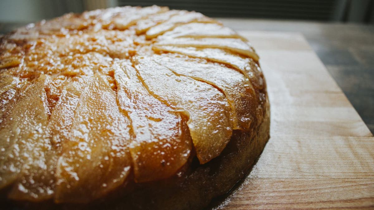 pear upside-down cake