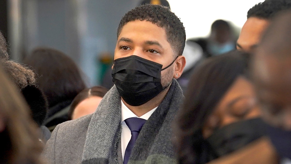 Jussie Smollett arrives at the Leighton Criminal Courthouse