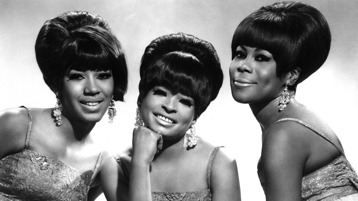 Wanda Young (center) of The Marvelettes, has died at age 78.