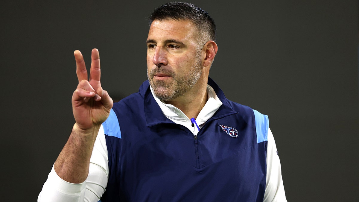 Head Coach Mike Vrabel of the Tennessee Titans looks on during warmups before the game against the San Francisco 49ers at Nissan Stadium on Dec. 23, 2021, in Nashville, Tennessee.