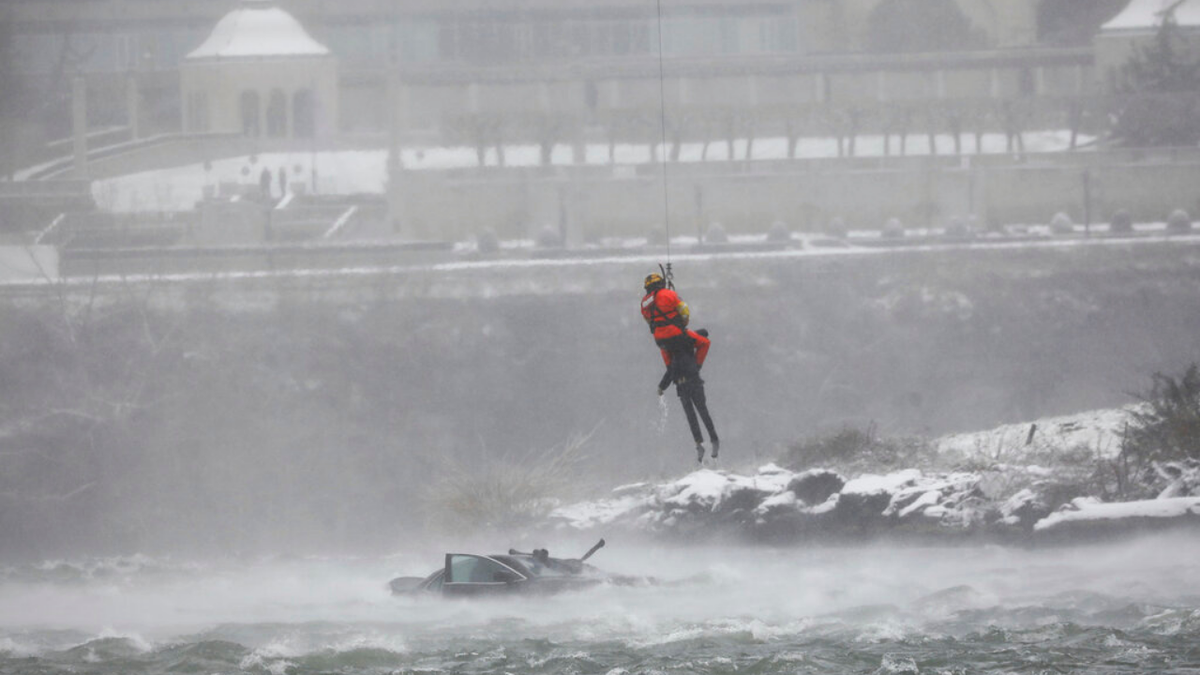 Niagara Falls Car in Water