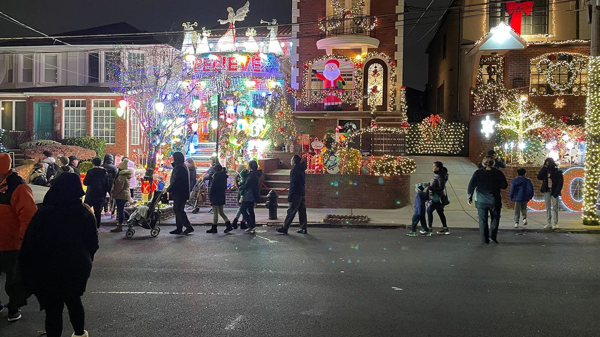 Dyker Heights Christmas lights 2