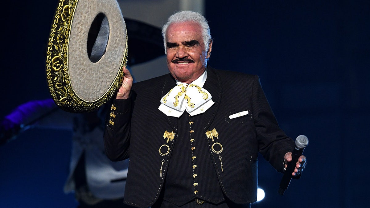 Vicente Fernández performs onstage during the 20th annual Latin GRAMMY Awards at MGM Grand Garden Arena on November 14, 2019 in Las Vegas, Nevada. (Photo by Kevin Winter/Getty Images for LARAS)