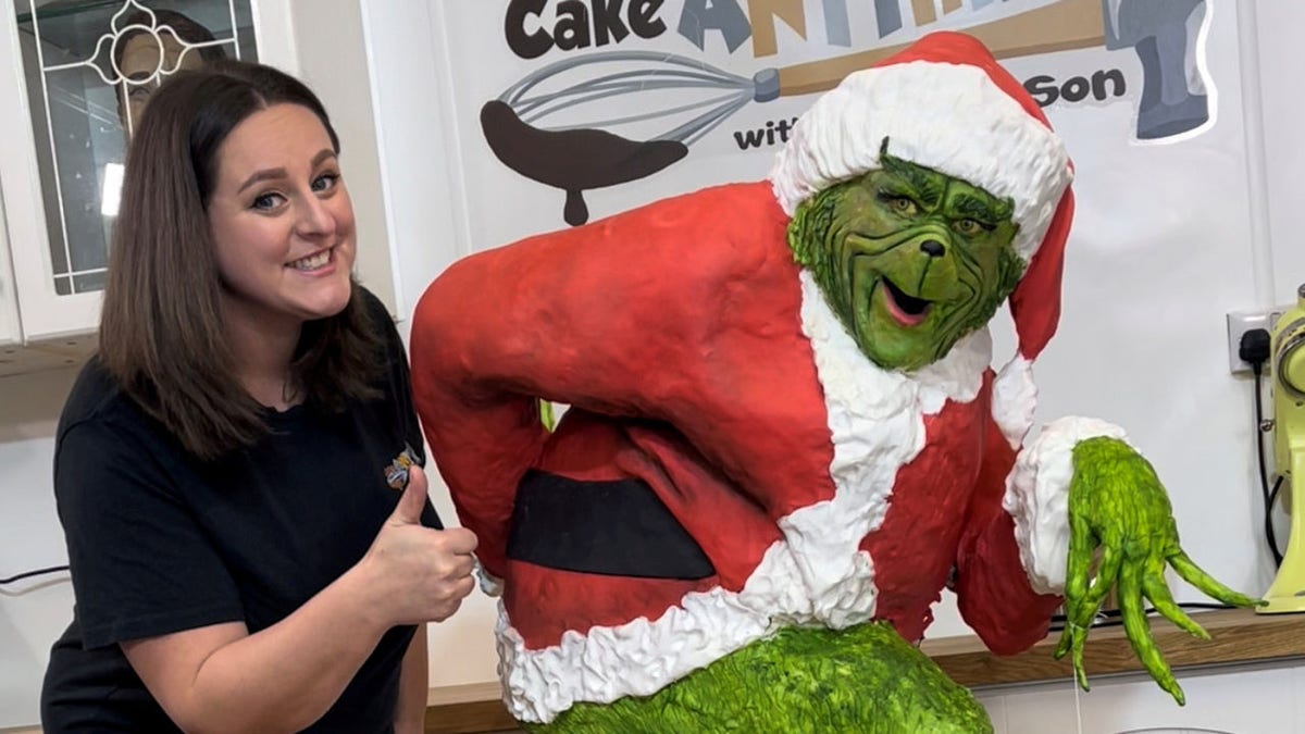 Lara Mason who baked a life-sized Grinch cake