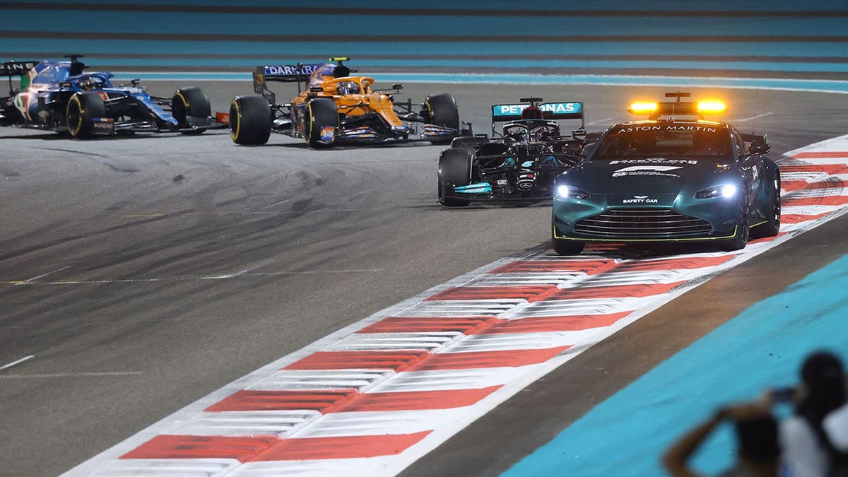 Mercedes Withdraws Formula One Championship Protest, But Says It Lost ...