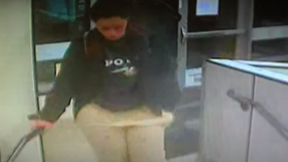 A screengrab shows Lateche Norris at a 7-Eleven in San Diego on Nov. 4.