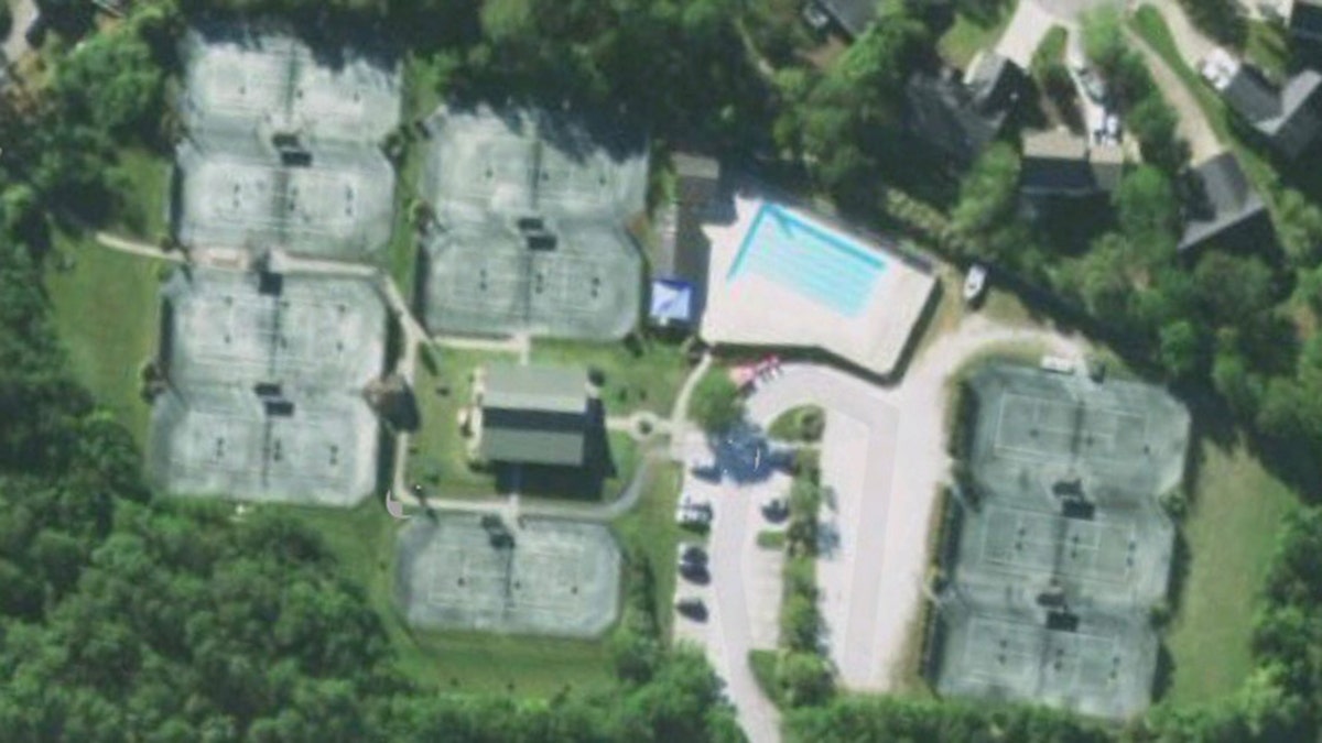 The Holly Tree Racquet Club has 10 tennis courts and a pool in Wilmington, North Carolina. 