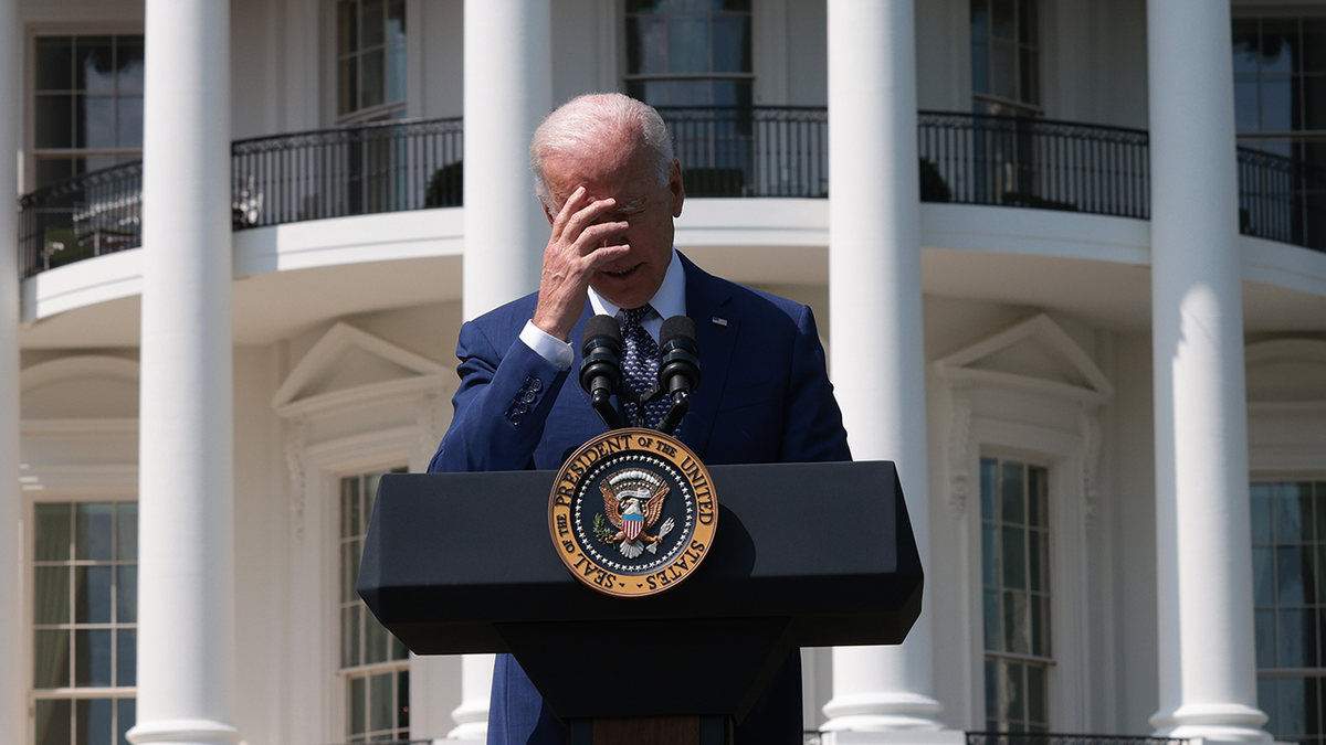 O presidente Biden faz comentários durante um evento no gramado sul da Casa Branca, 5 de agosto de 2021, em Washington, DC 