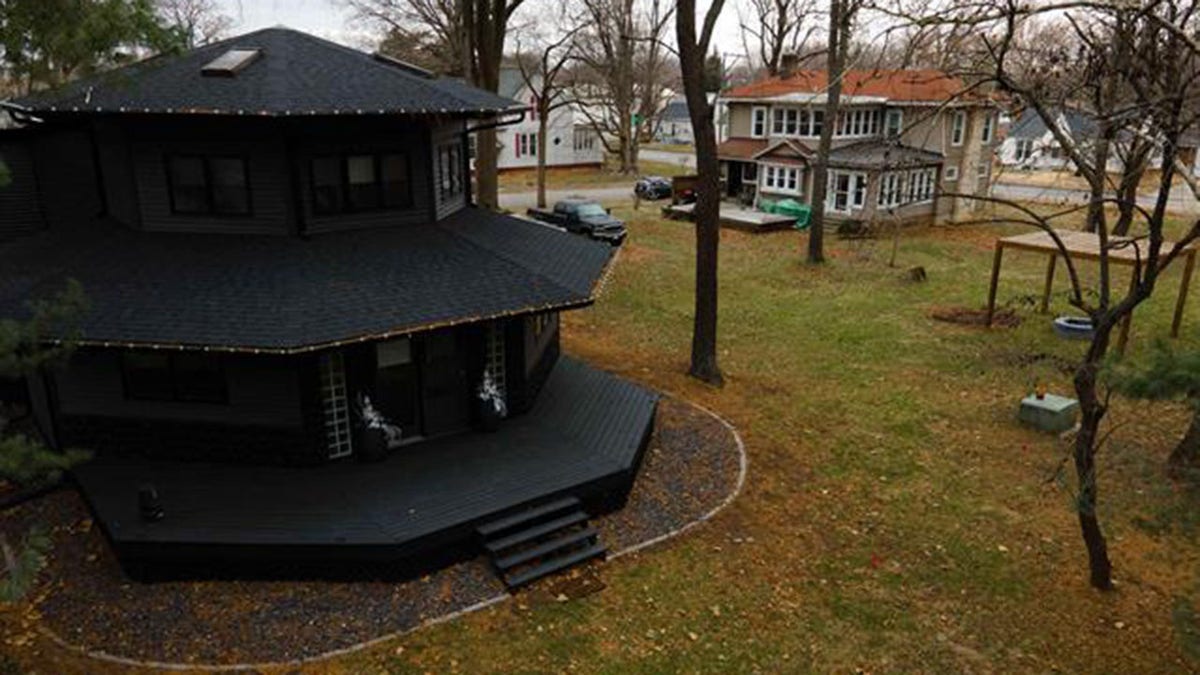 Goth house Lincoln Illinois