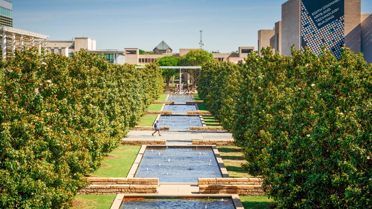 The University of Texas at Dallas delayed the return to campus in the spring semester amid a surge in omicron.?