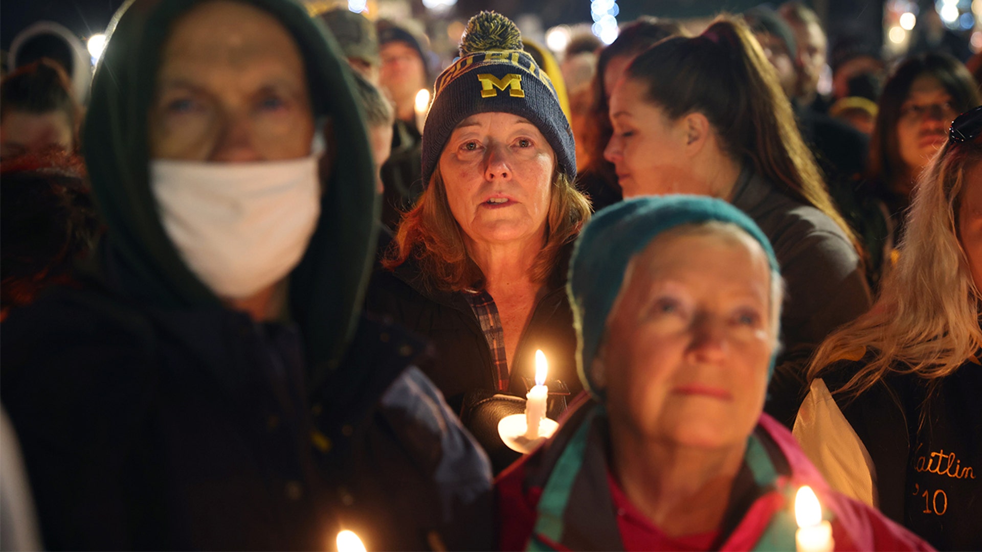 Michigan school shooting: Community gathers at vigil to remember ...