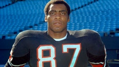 Football Hall of Famer Claude Humphrey dead at 77