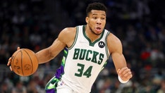 Knicks great Charles Oakley says Giannis Antetokounmpo would 'come off the bench' during his era