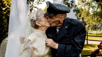 Couple recreates wedding 77 years later after original wedding didn't have photos