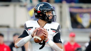 Championship picks: Georgia over Tide, Michigan over Iowa