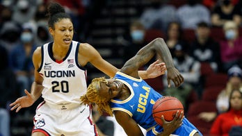UConn women avoid 1st 2-game skid since 1993, beat UCLA