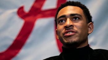 Back-to-back: Young gives Alabama consecutive Heisman wins