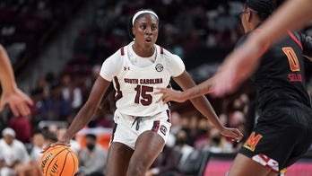 Cooke leads No. 1 Gamecocks to 66-59 win over No. 8 Terps