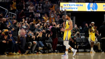 Curry, Warriors beat Kings 113-98 in short-handed showdown