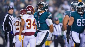 Jalen Hurts has 3 TDs, Eagles come back to beat Washington
