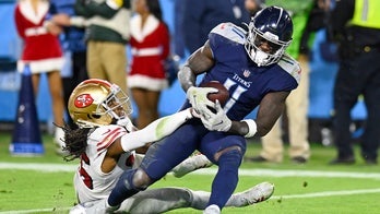 Titans rally from 10 down at half, edge 49ers 20-17