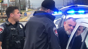 Tennessee bank robber caught minutes after demanding cash with note on coffee filter: ‘Money in the drawer’