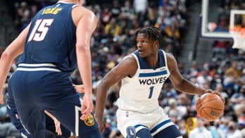 Edwards scores 38 points, T-wolves beat Nuggets 124-107