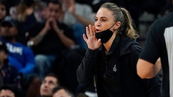 Hammon finalizing deal to coach WNBA's Aces