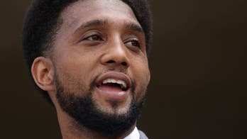 Baltimore mayor walks away after reporter questions his crime-drop claims