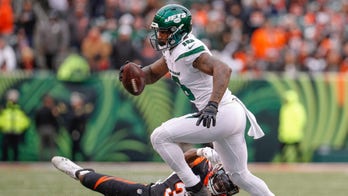 Jets hold moment of silence for former wide receiver Demaryius Thomas