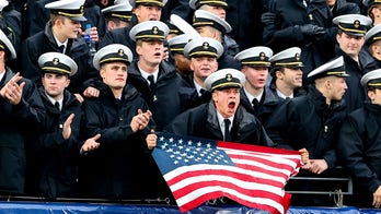 Navy Midshipmen upset Army Black Knights, 17-13, splitting Commander-in-Chief trophy for first time since 1993