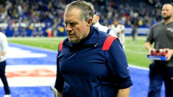 Patriots' Bill Belichick apologizes to media for being 'short' during press conference after loss to Colts