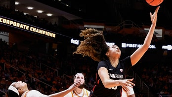 No. 3 Stanford withstands rally by No. 7 Tennessee 74-63
