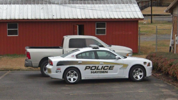 Person drives through Alabama Christmas parade scaring parade goers: 'Oh my God!'