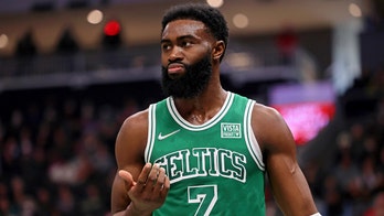 Celtics’ Jaylen Brown goes full ‘Lloyd Christmas’ on Xmas Day after chipping tooth