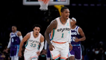 Spurs rout depleted Lakers 138-110 in last Staples game