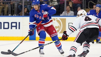 Strome, Panarin lead Rangers to 3-2 win over Blackhawks