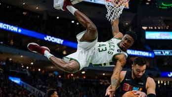 Bucks rout short-handed Heat 124-102 without Antetokounmpo